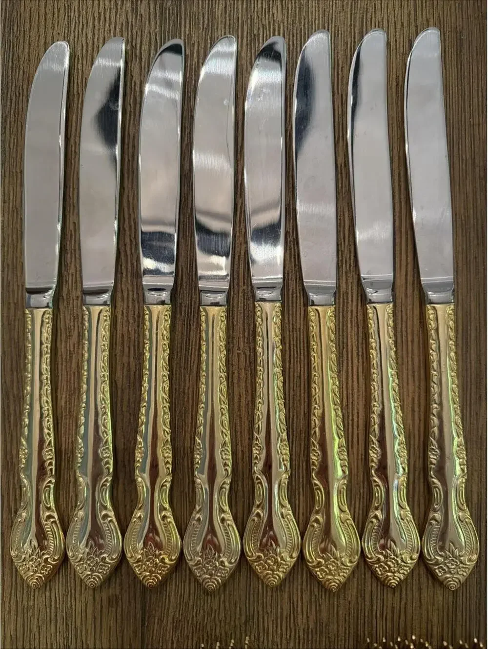 Wallace Silver “Countess” Gold Flatware Set – Service for 8 with Chest (40 Pc)